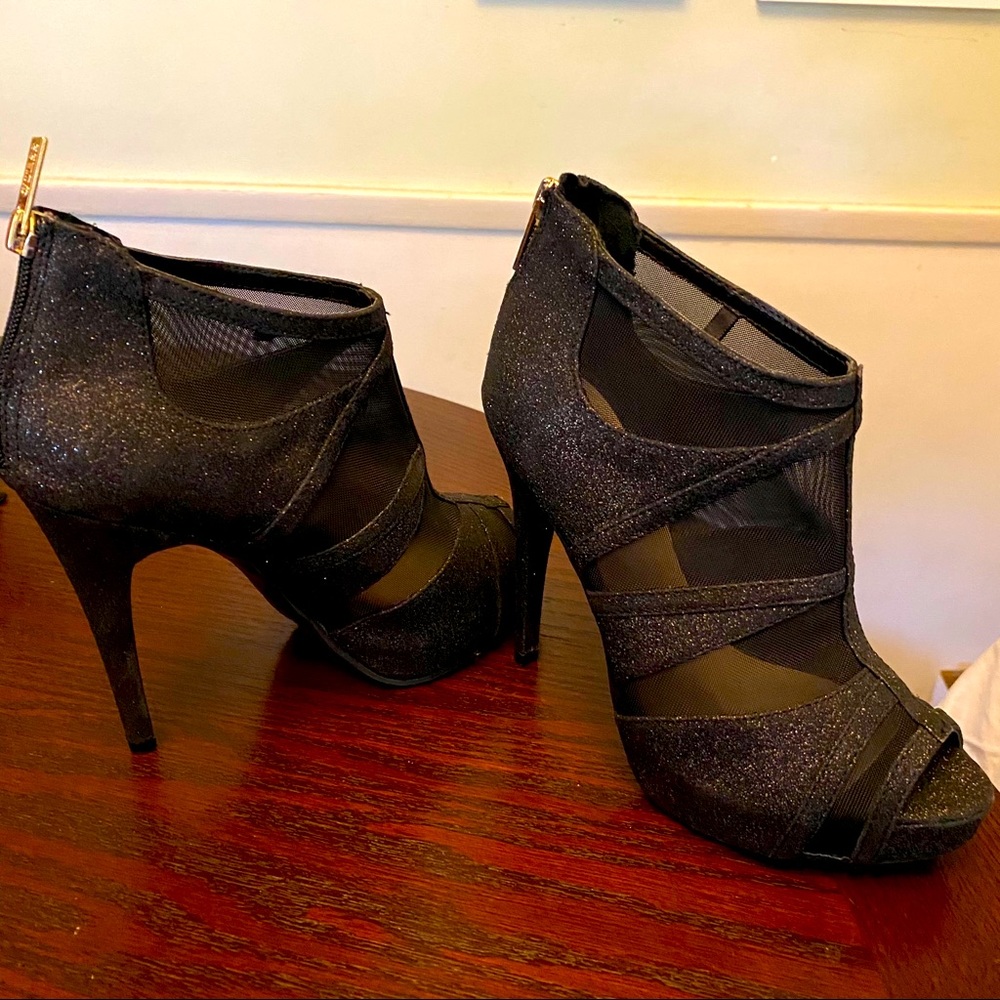 Guess Black Mesh Stiletto Booties size 7 NWOT